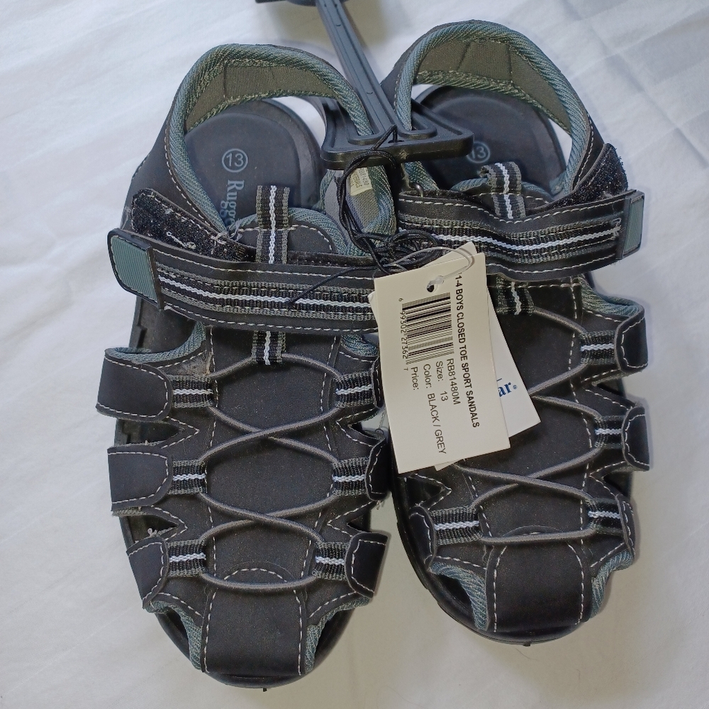NWT Lil Kids Size 13 Rugged Bear Closed Toe Sandal